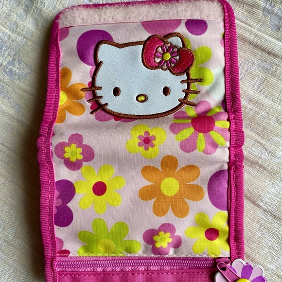 Hello Kitty Wallet 2011 - Picture 13 of 13